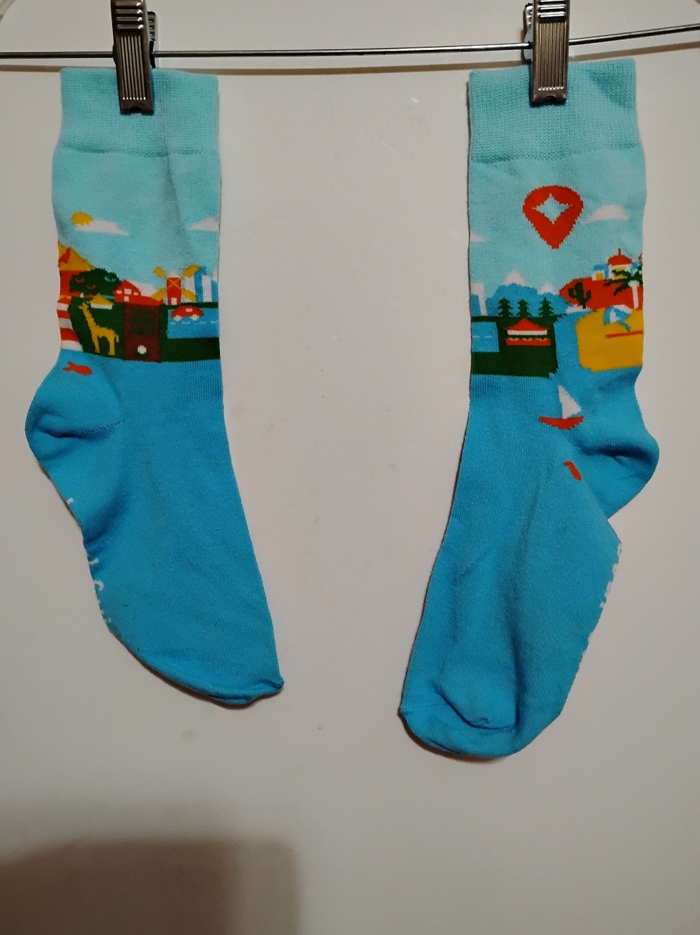 LOCAL GUIDES Unisex Light Blue Patterned Crew Socks - Scenic Print M